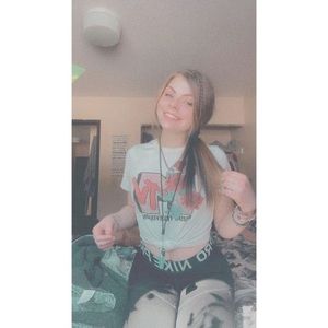 Meet your Posher, Mahryn